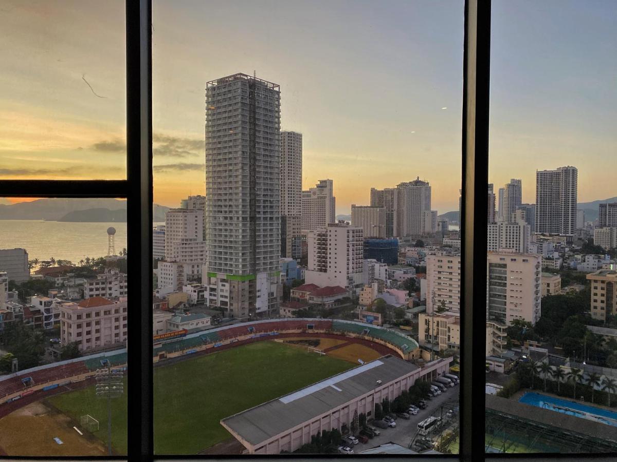 Em Oi Boutique Hotel Nha Trang Bagian luar foto