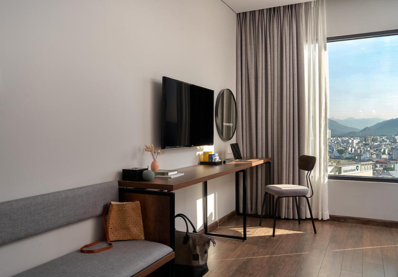 Em Oi Boutique Hotel Nha Trang Bagian luar foto